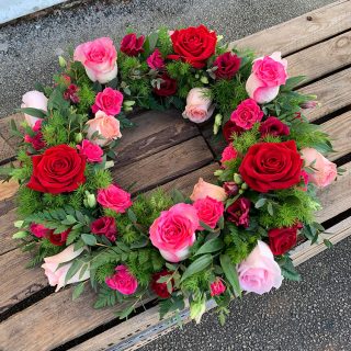 14”-Rose-Wreath-75